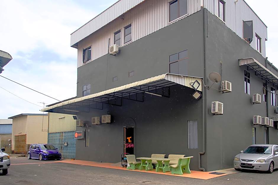 T Hotel Tandop