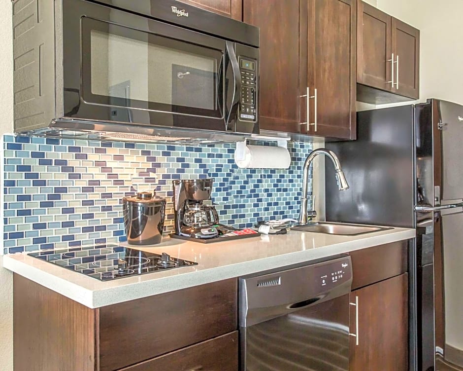 MainStay Suites Midland
