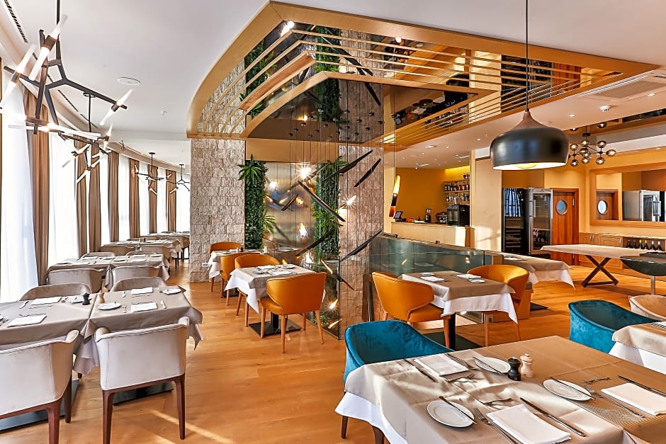 Imperial Conference & Spa