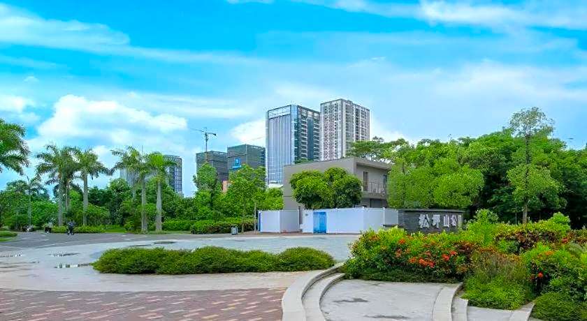 Shenzhen Pollman Hotel – Shenzhen, IA