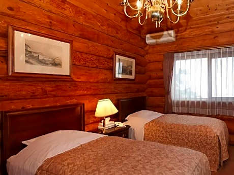 Mission Hills Hotel and Cottage