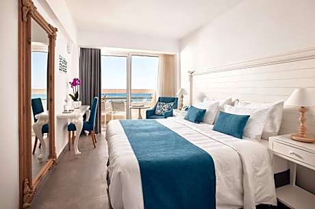 Sunshine Double Room with Sea View