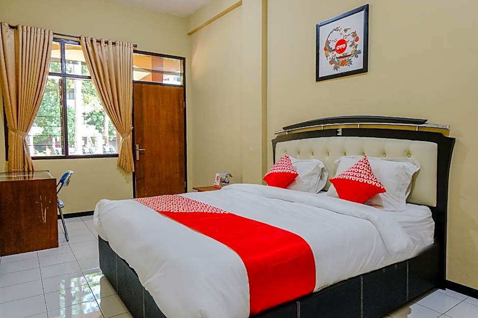OYO 1342 Uniga Malang Family Residence