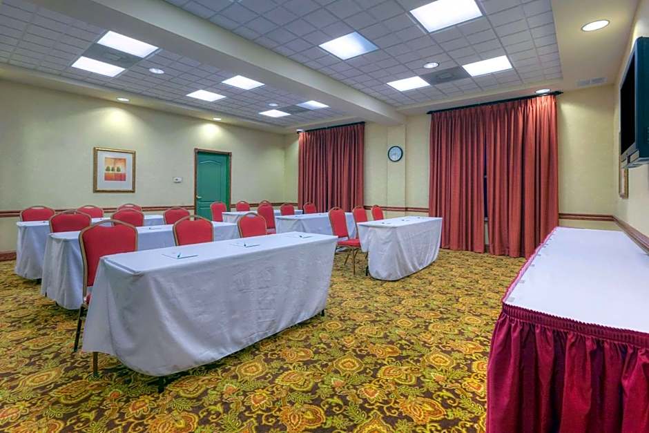 Country Inn & Suites by Radisson, Fredericksburg, VA