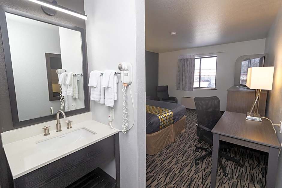 FairBridge Inn, Suites & Conference Center  Missoula