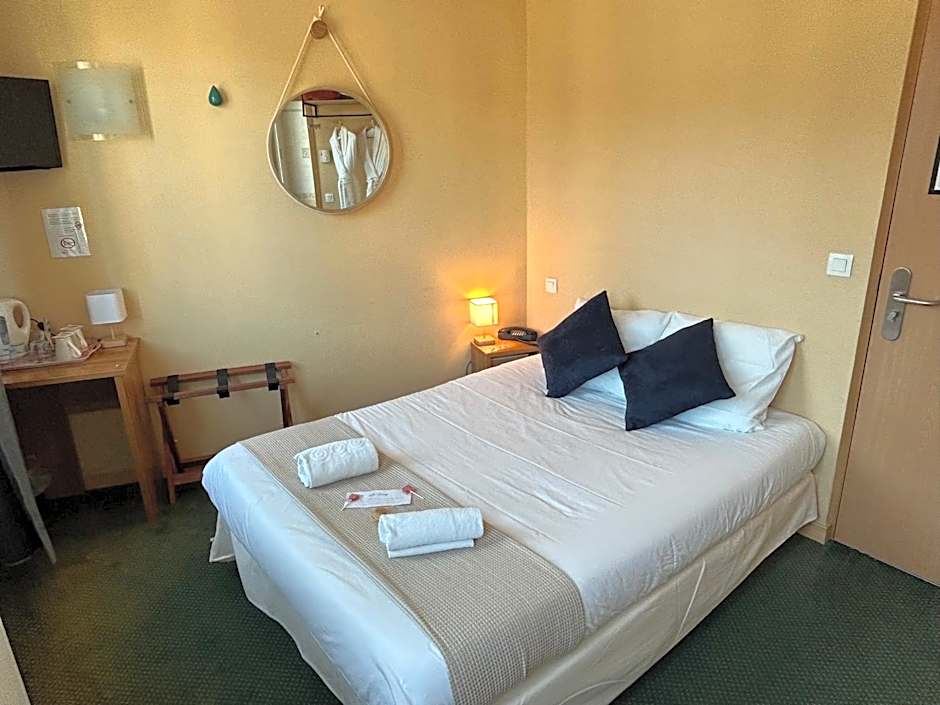 Logis Hôtel Restaurant SPA Le Tosny