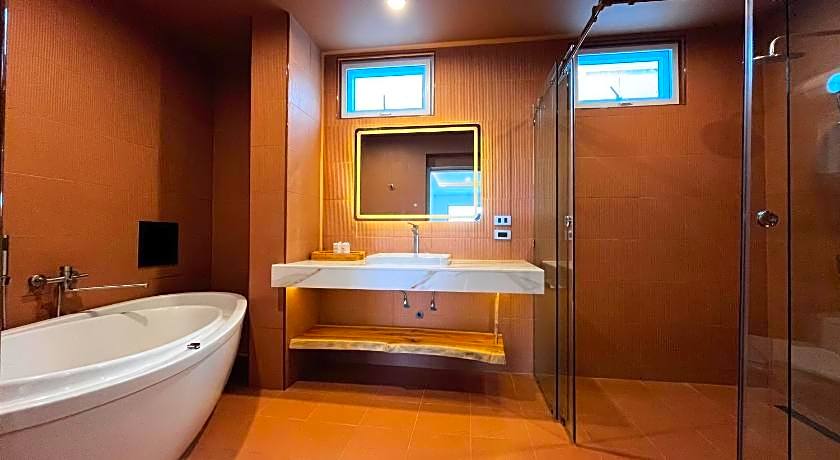 KC Beach Club & Pool Villas