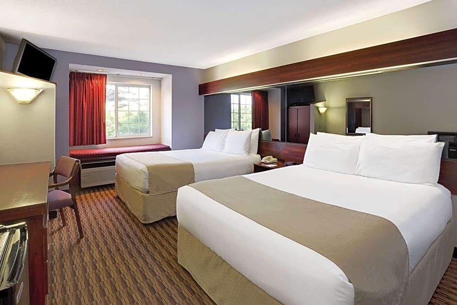 Microtel Inn & Suites by Wyndham Murfreesboro