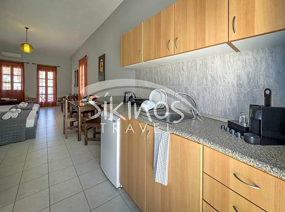 Galini Apartments Sikinos Travel