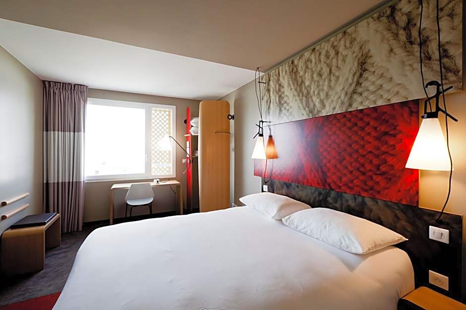 ibis Lyon Carre De Soie