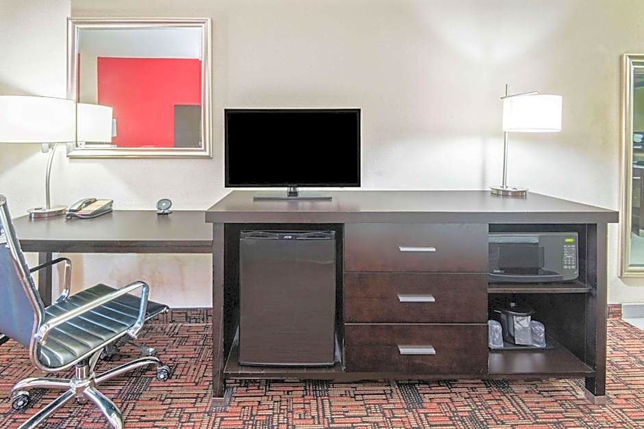 La Quinta Inn & Suites by Wyndham Elk City