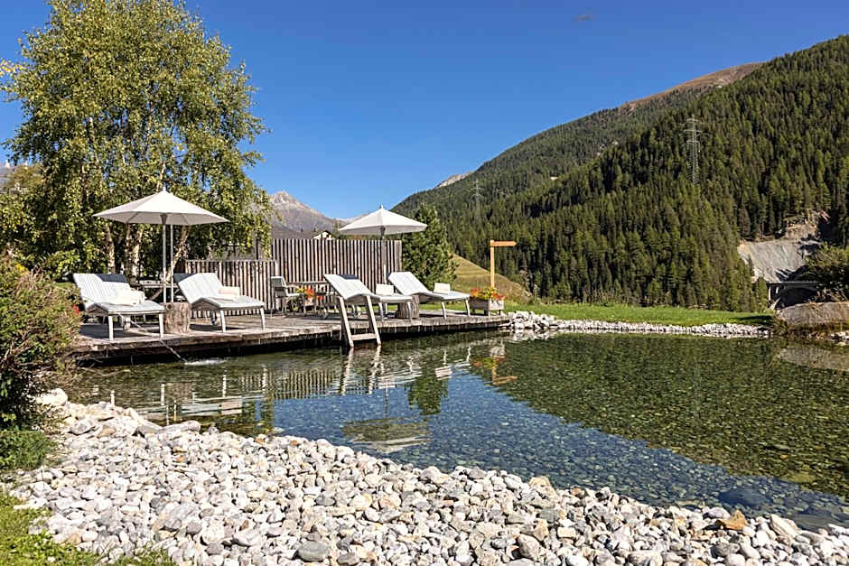 Relais & Châteaux IN LAIN Hotel Cadonau