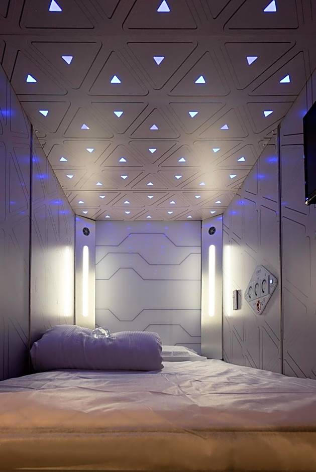 izZzleep Aeropuerto Terminal 2