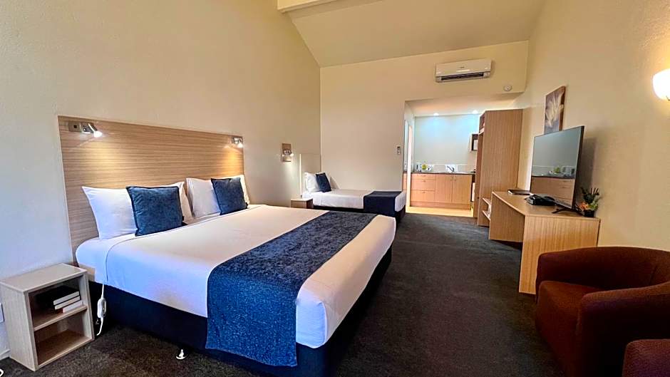 Captains Quarters Motor Inn