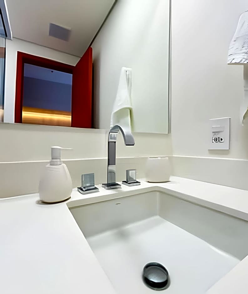 Luxuoso Flat na Bela Cintra, Jardins!