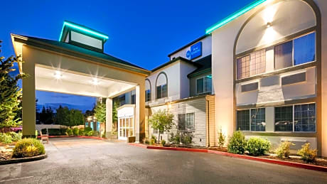 Best Western Woodland Inn