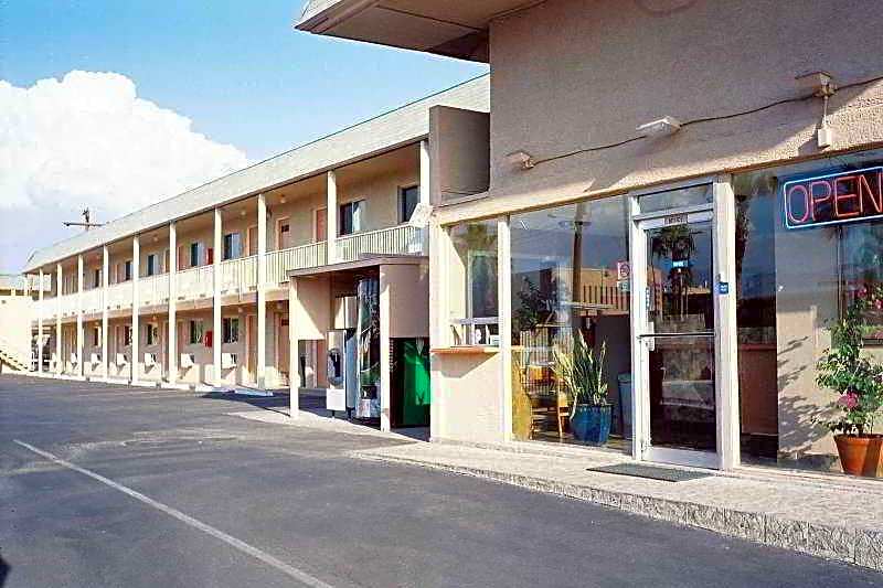 Stone Inn U of A