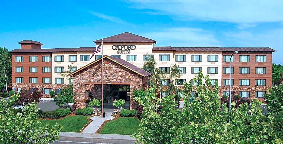 Oxford Suites Chico