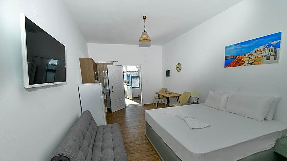 Thirassia Paradise Suites