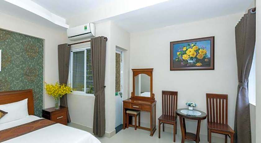 Queen Garden Hotel