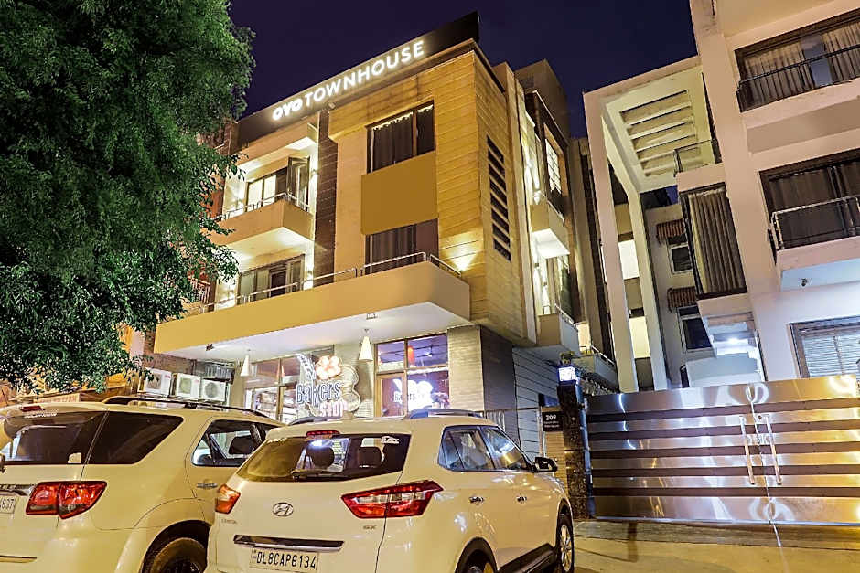 OYO Townhouse 281 Harsh Vihar Near M2K Cinemas Rohini – Delhi, NY