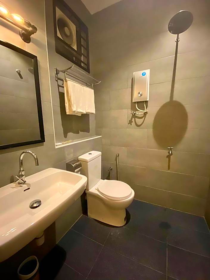 Wan Loong Hotel