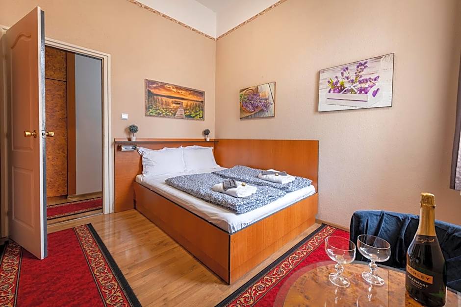 Hotel Kristal Gellért Hill