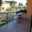 Aurelia Garden Gold B&B
