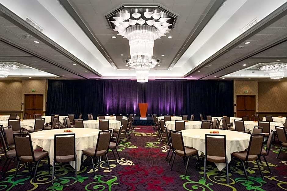 DoubleTree by Hilton Sonoma Wine Country