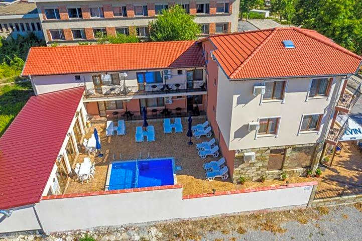 Family Hotel Preslav