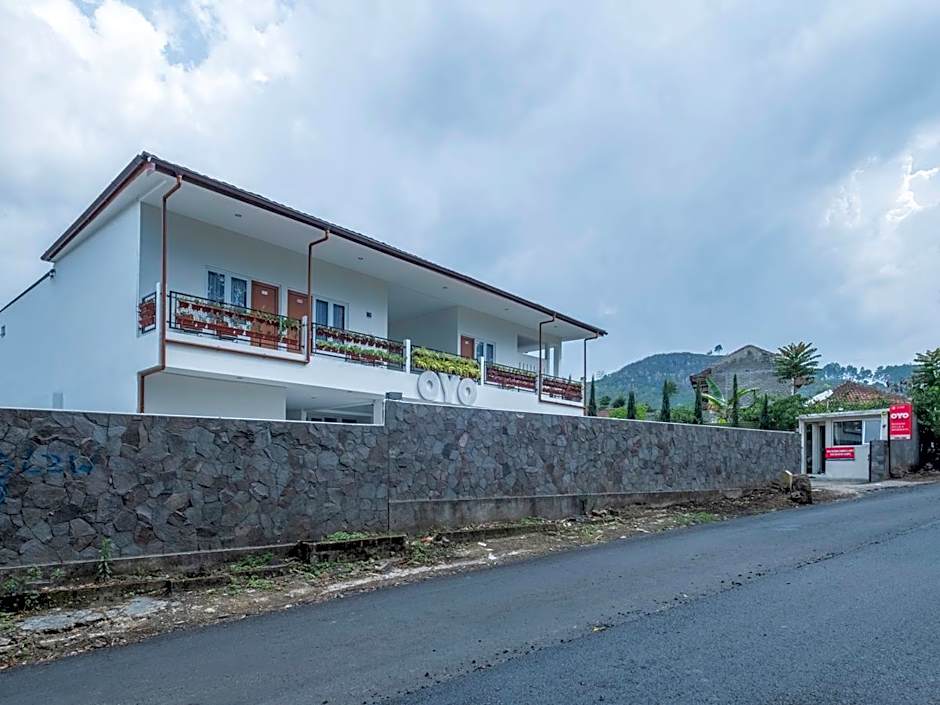 OYO 2188 Rossan Villa 4