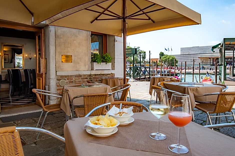 Antiche Figure Hotel