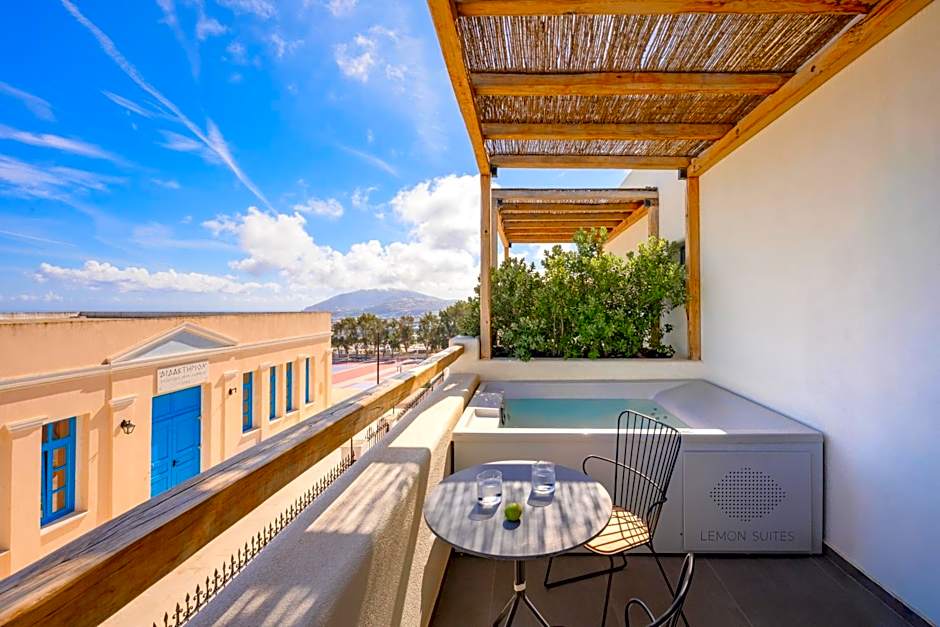 Lemon Suites Santorini