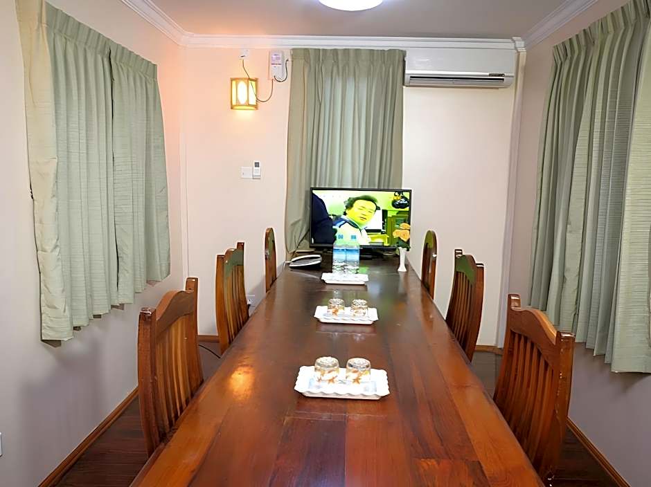 Hotel June Business Bed Breakfast