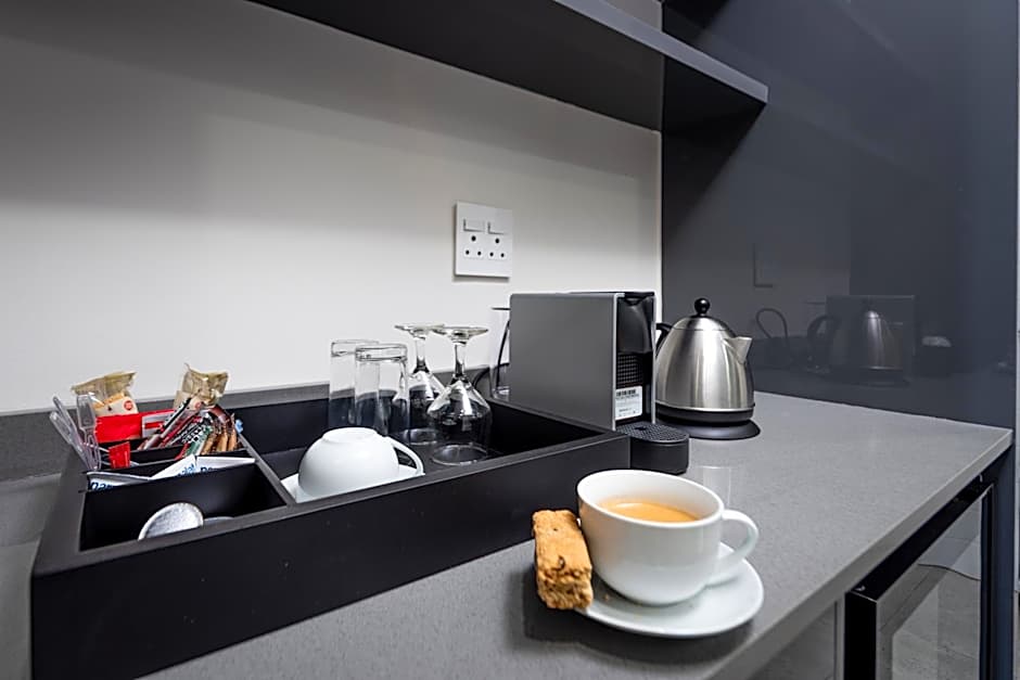 Reserved Suites Illovo