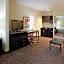 Holiday Inn Express Hotel & Suites Clemson - University Area By IHG