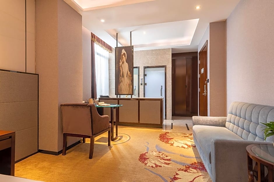 Borrman Hotel Maoming Avenue Donghui City