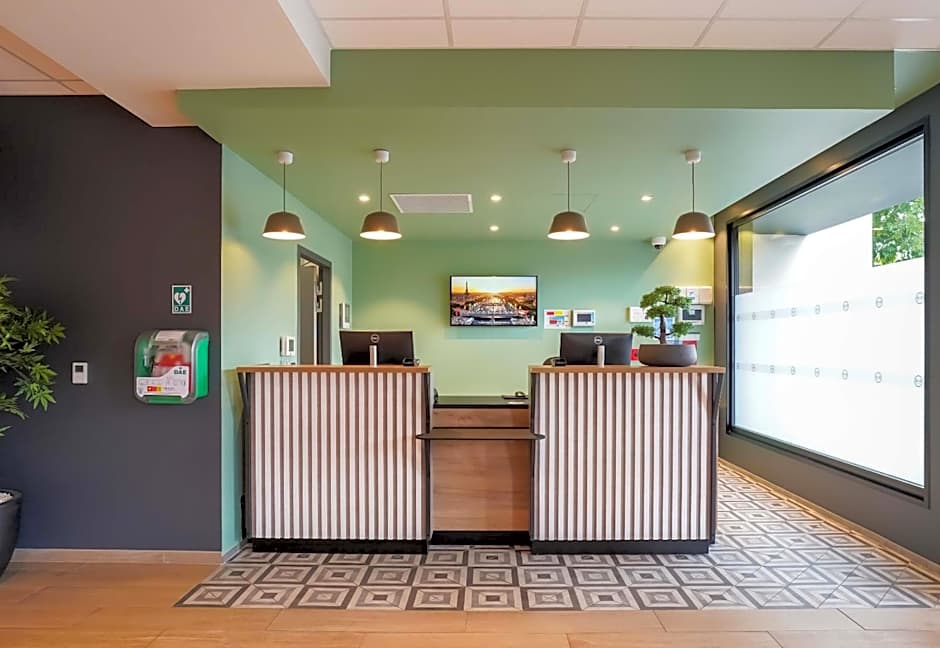 B&B HOTEL Paris Porte d'Orléans