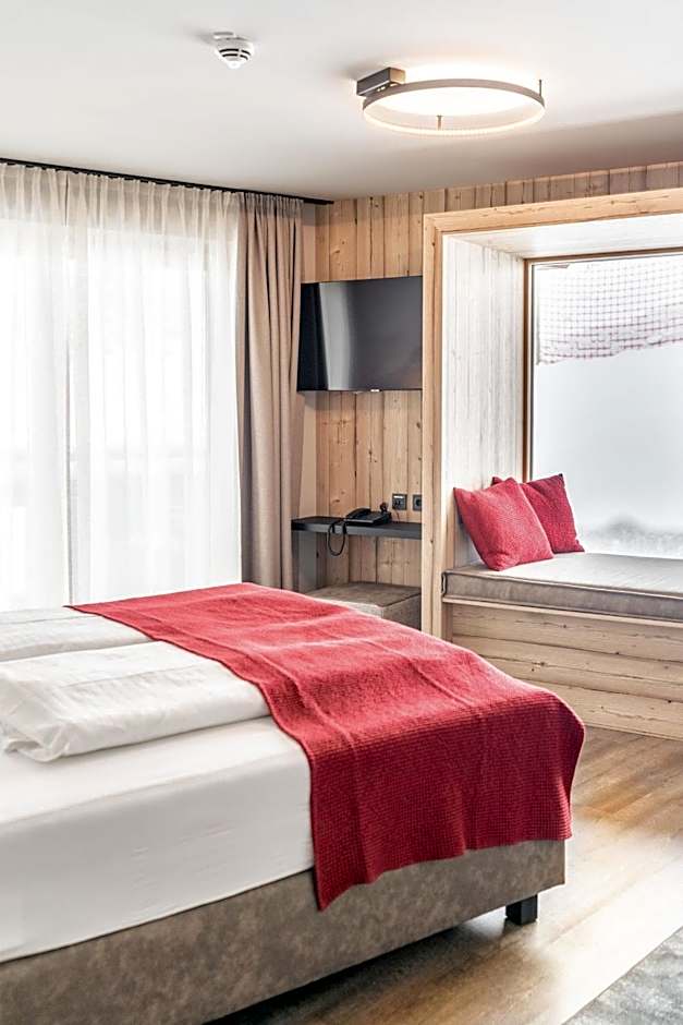 Hotel Astrid - Ski In - Ski Out