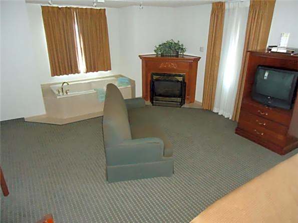 Host Inn All Suites