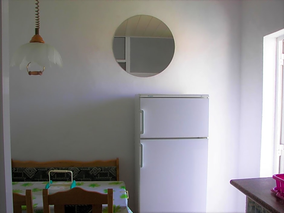 Posada Chloe Santiago