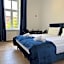 IRIS Aparthotel