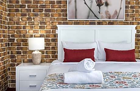 King Room with Spa Bath