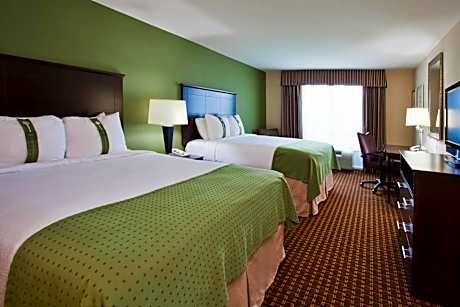 Standard Room with Two Queen Beds