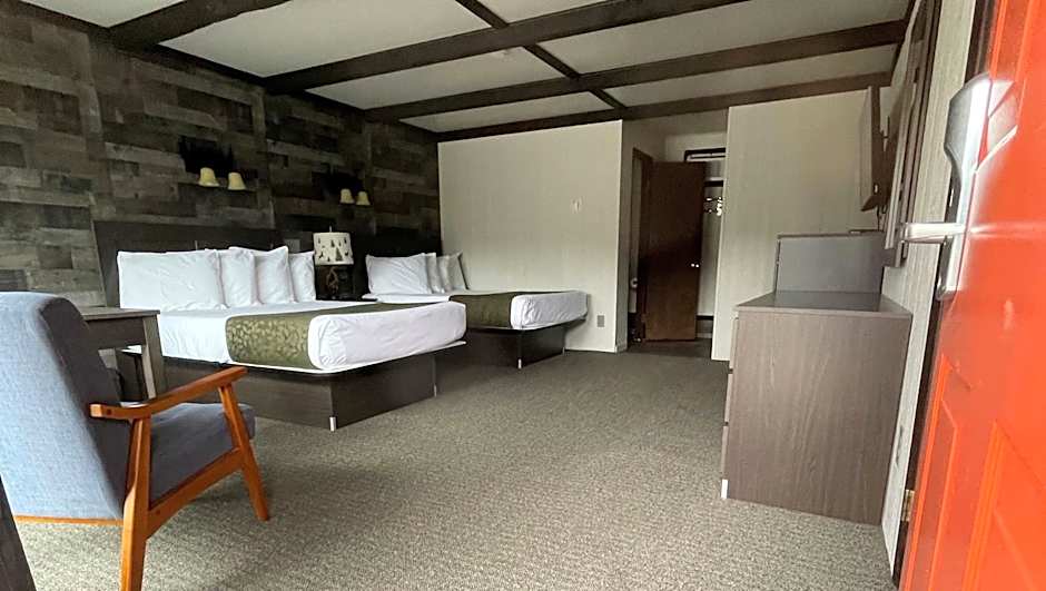 Adirondack Lodge Old Forge