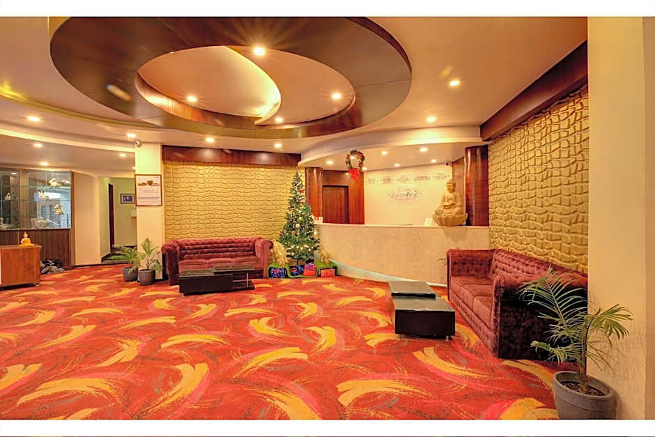 Summit Montana Suites & Spa at Mall