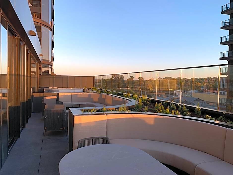 Skygarden Luxury Condo