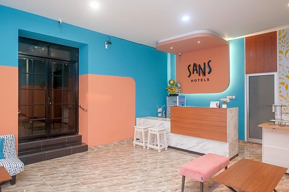 Sans Hotel City Park Medoho Semarang