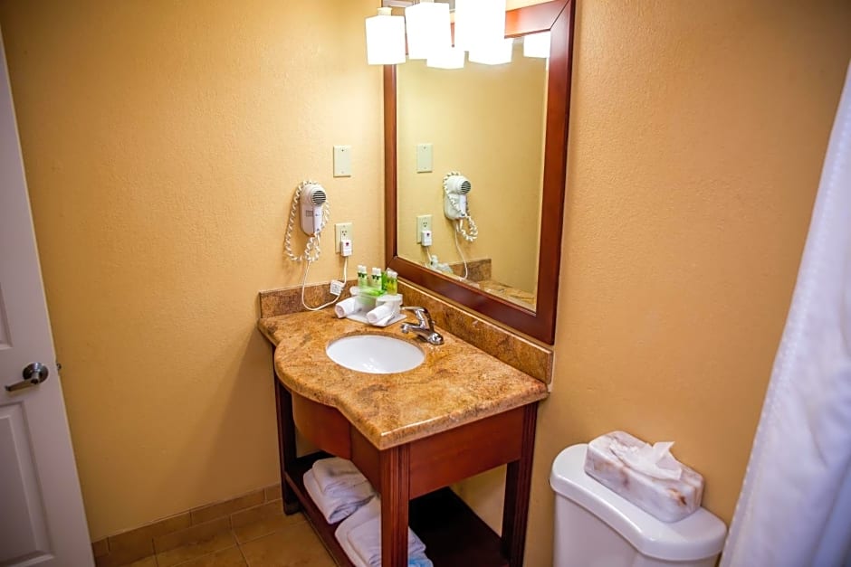Holiday Inn Express Hotel & Suites Cocoa Beach, an IHG Hotel