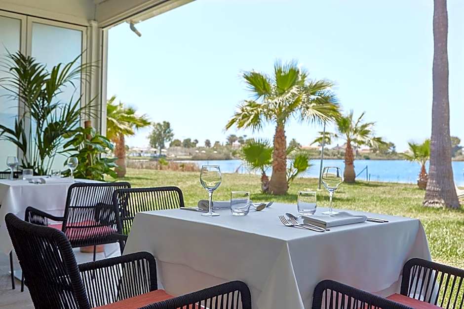 Universal Aparthotel Elisa